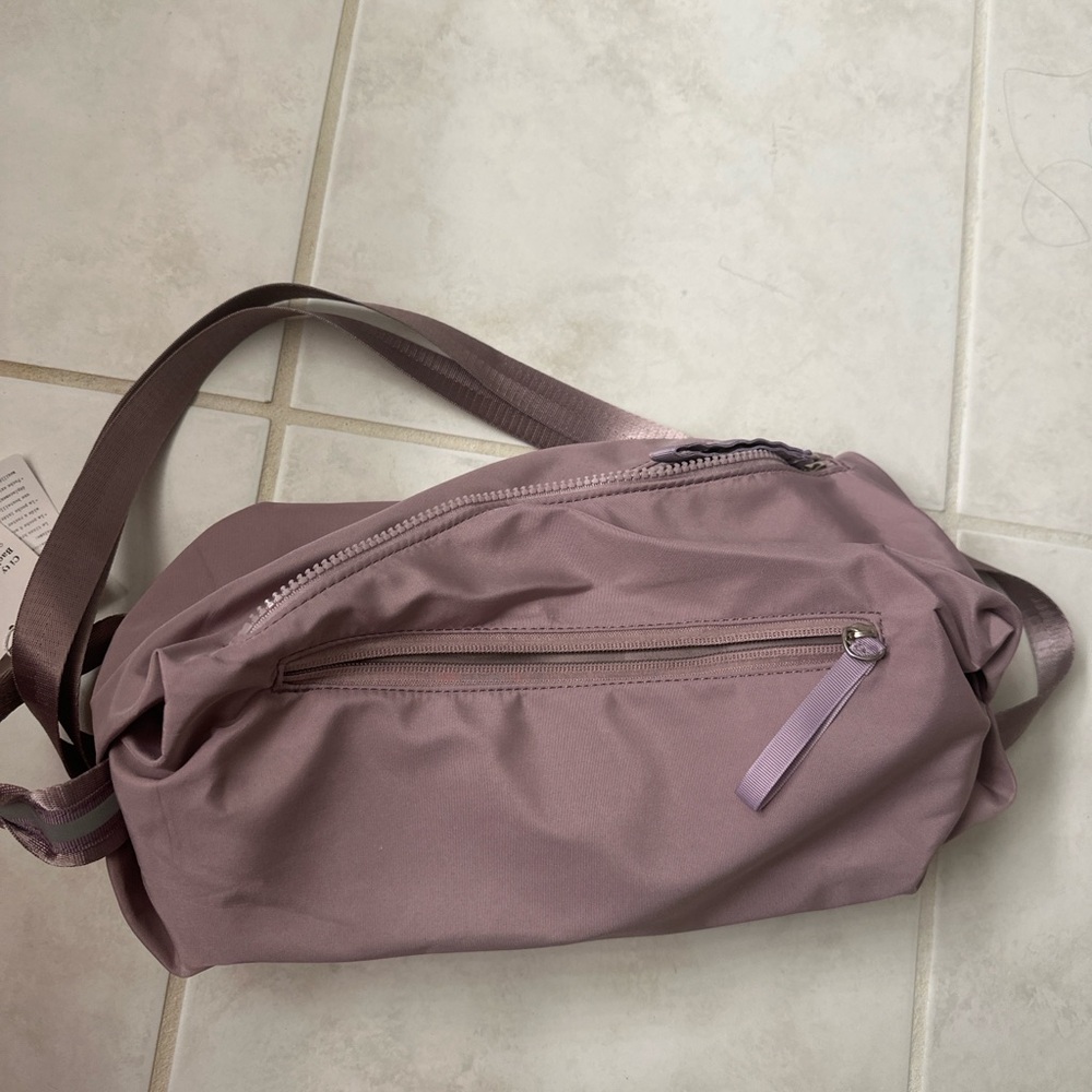 NWT Lululemon bag light purple